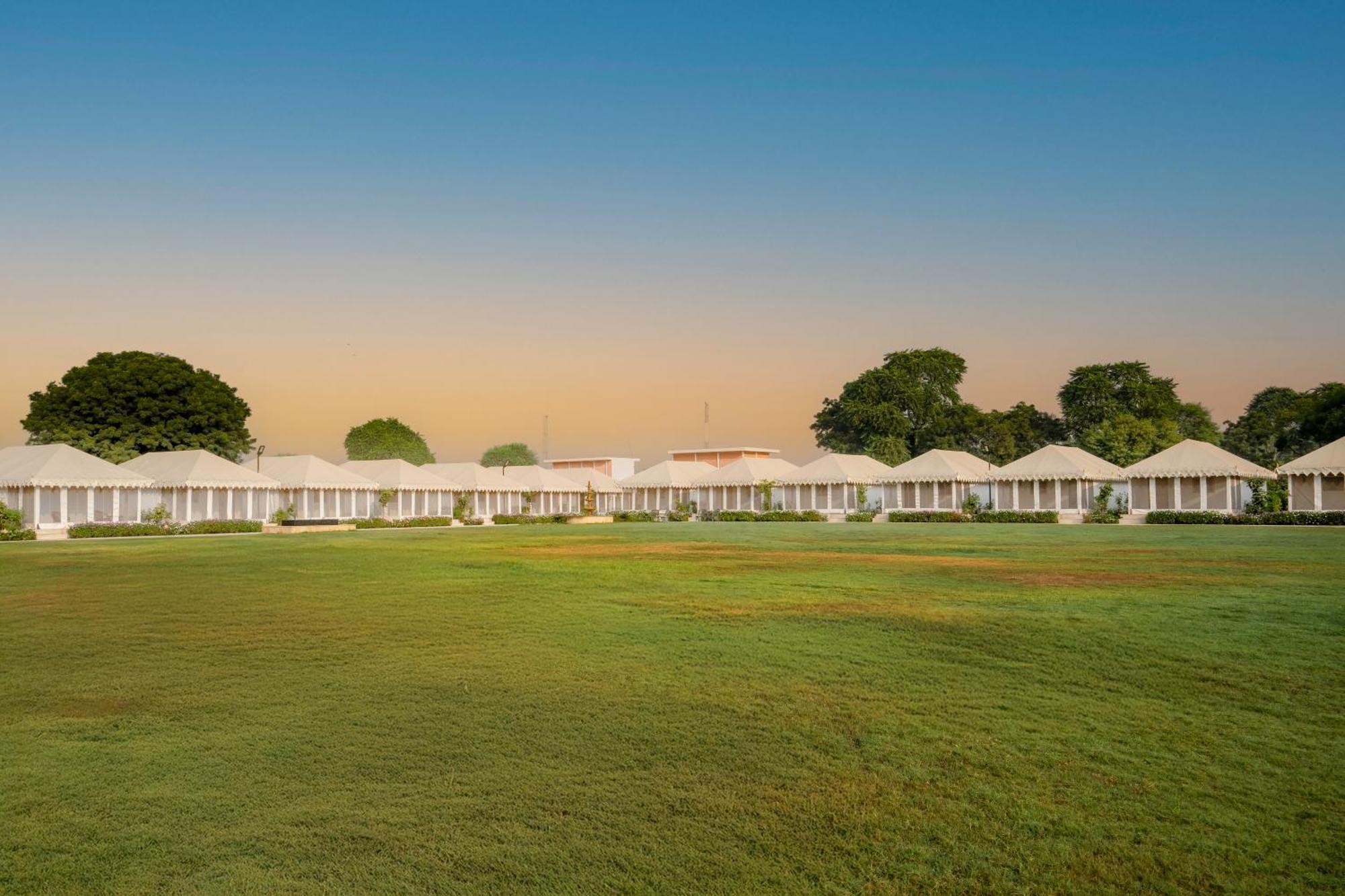 Buena Vista Luxury Garden Spa Resort Jaipur Exteriör bild