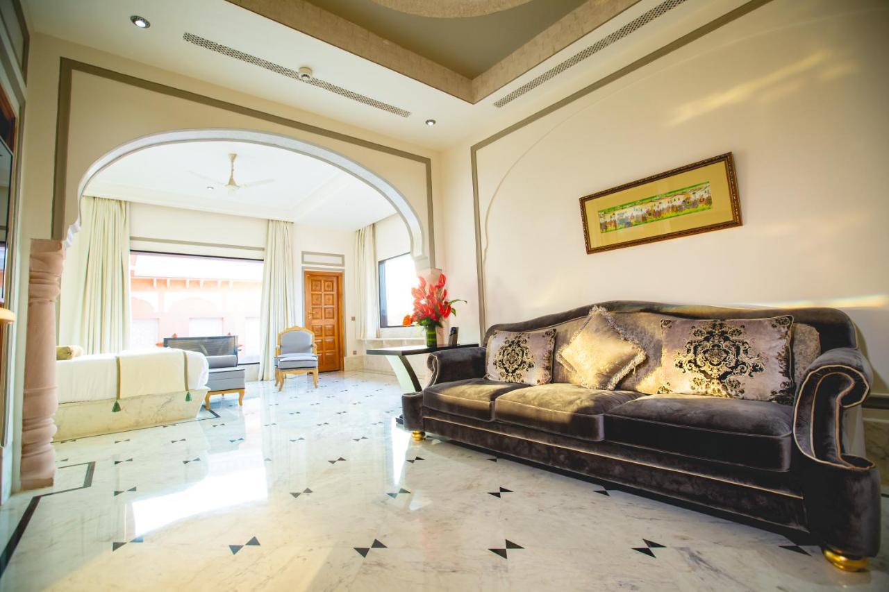 Buena Vista Luxury Garden Spa Resort Jaipur Exteriör bild