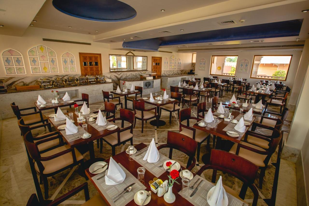Buena Vista Luxury Garden Spa Resort Jaipur Exteriör bild